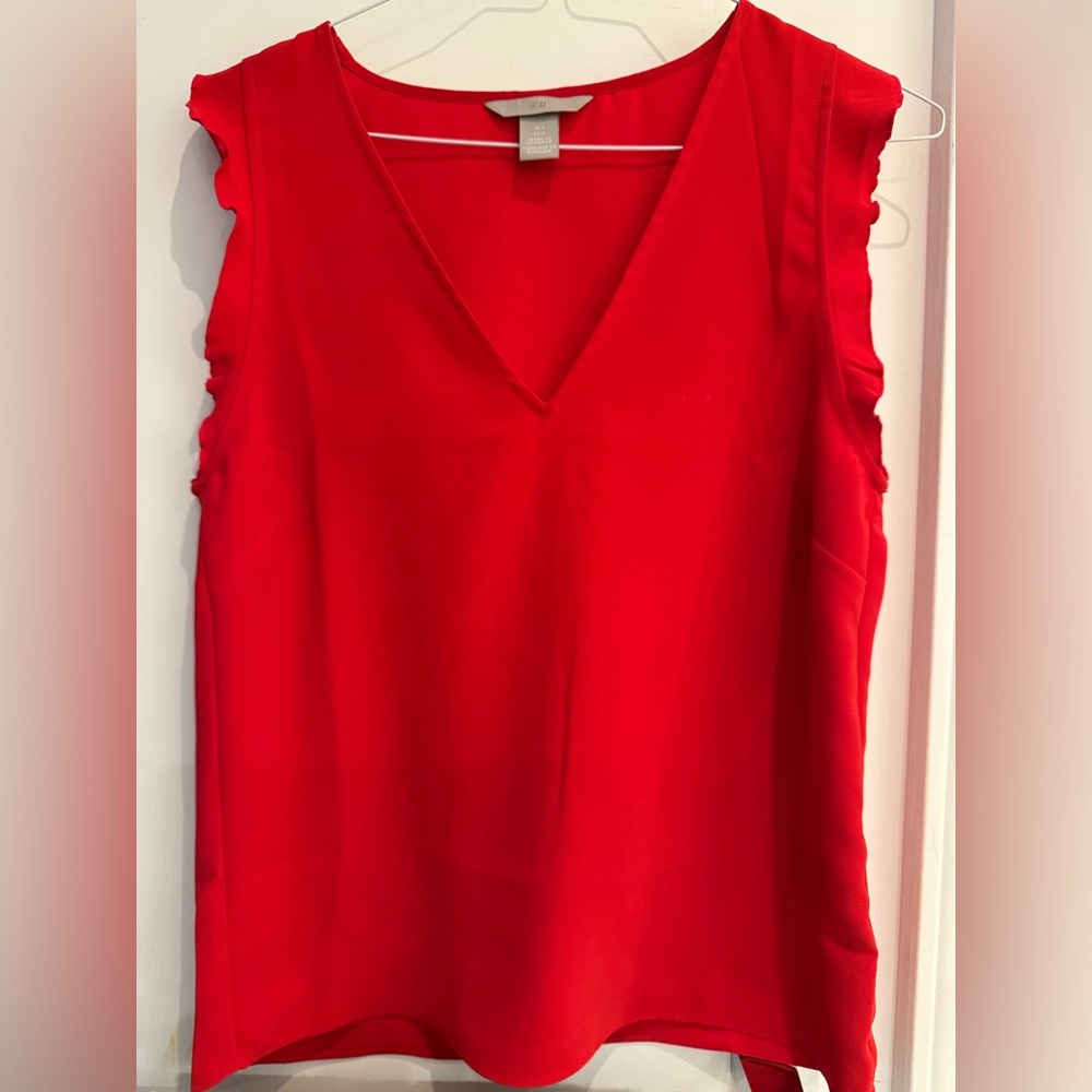 H&M Red Ruffled Tank Top Blouse